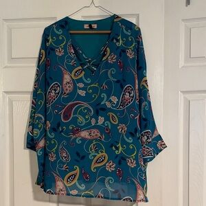 Chic Teal Paisley V-Neck Blouse